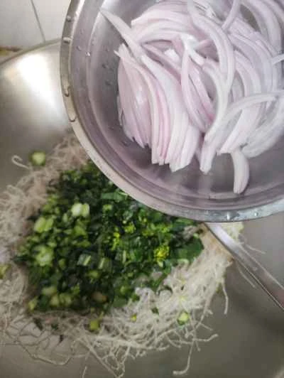 チンゲン菜と春雨の卵炒めの作り方：8