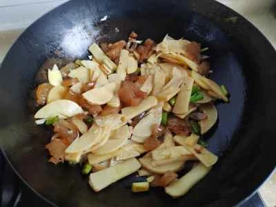 牛すじとたけのこの炒め物の作り方：5