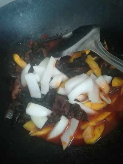 きくらげ、にんじん、玉ねぎの炒め物の作り方：8