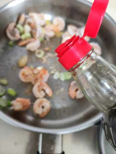 エビ炒めの作り方：6