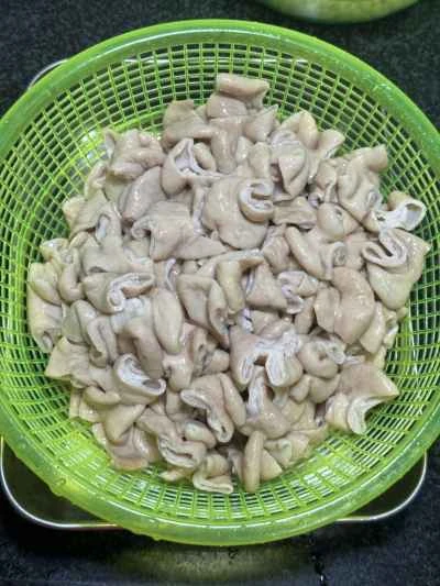 大豆入り豚腸煮込みの作り方：6