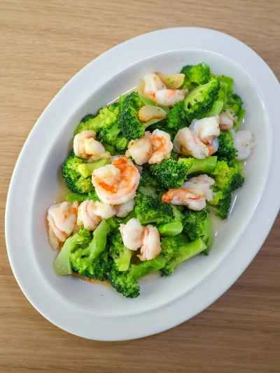 エビとブロッコリーの炒め物のレシピ