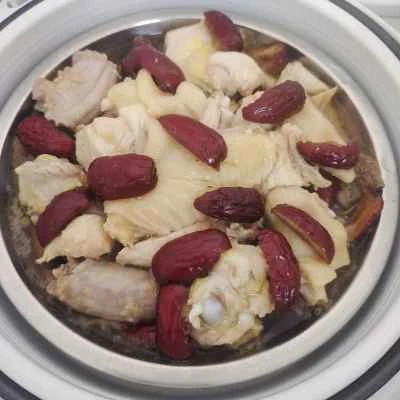 炊飯器で作る蒸し鶏と鹿角茸の作り方：7