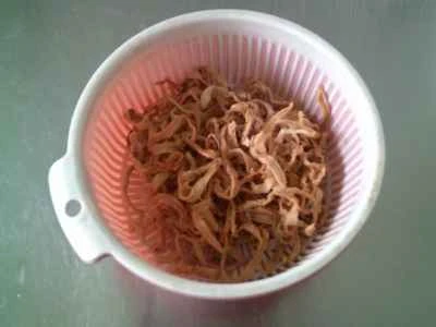 細切りにしたピクルスとインゲンの炒め物の作り方：4