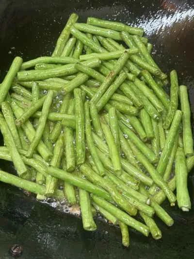 豚バラ肉、ジャガイモ、インゲン、春雨の煮込みの作り方：13