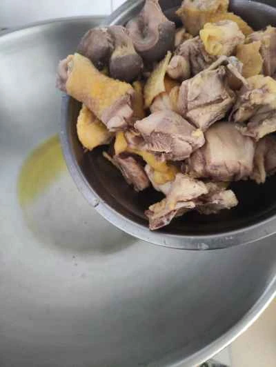 鶏肉とジャガイモの煮込みの作り方：3