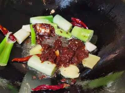 自家製ビッグペッパー煮込みレシピ手順：5