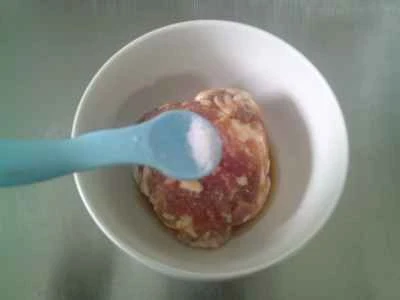 豆腐の皮の煮込み巻きを作る手順：4