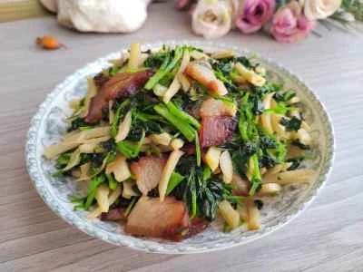 冬筍とハーブの豚バラ肉炒めの作り方：7