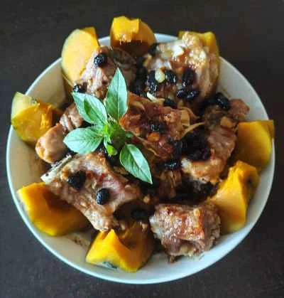 ベビーカボチャ入り蒸し豚スペアリブの作り方：7