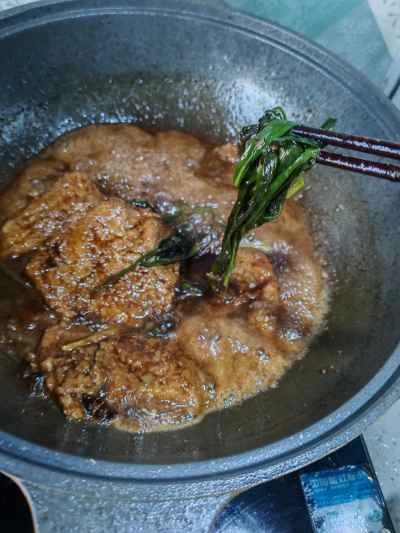 煮込みポークチョップのレシピ手順：9