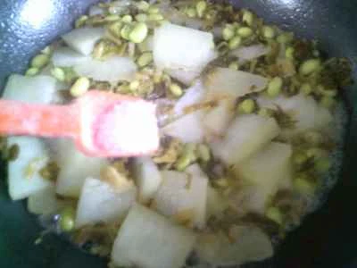 冬瓜と漬物と枝豆の炒め物の作り方：10