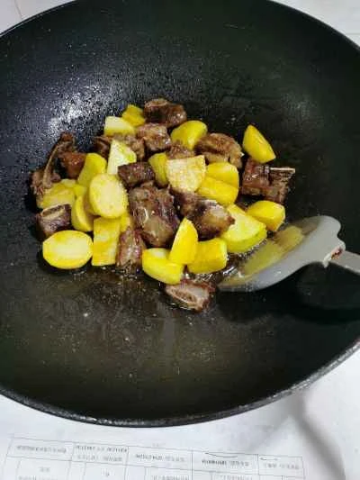 ジャガイモ入り豚スペアリブの煮込みの作り方：6