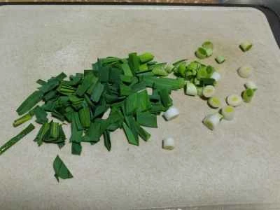 ニンニクの芽と乾燥豆腐の炒め物の作り方：2