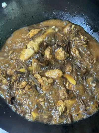 鹿角茸を使った鶏肉の煮込みの作り方：13