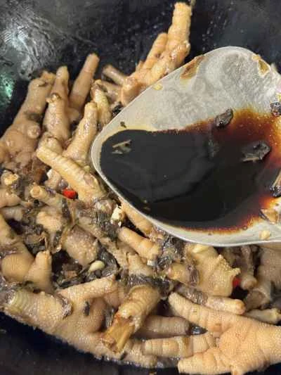 塩漬けカラシナを使った鶏足の煮込みの作り方：14
