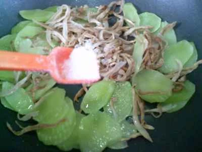 千切りキャベツとレタスの炒め物の作り方：7