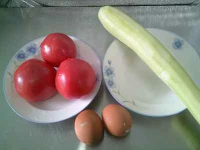 一夜にして花開くゆで卵とトマトの作り方：1