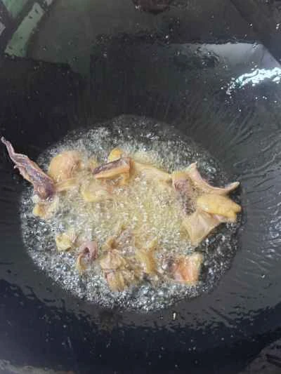 鶏肉と干しイカの煮込みの作り方：6