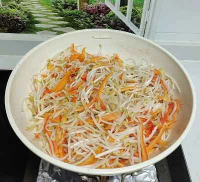 赤唐辛子入りもやし炒めの作り方：6