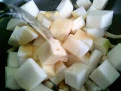 キャベツ入り鶏足煮込みの作り方：8