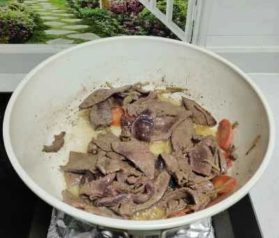 レバーチップとネギの炒め物の作り方：4