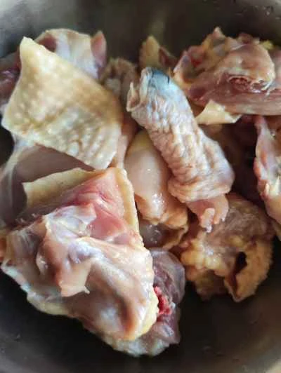 にんじんと豆腐皮の煮込みチキンの作り方：1