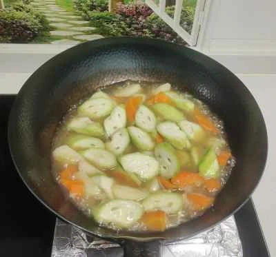 野菜を一緒に煮込む手順：3