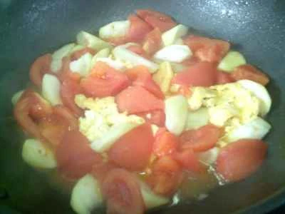 ゆで卵と一夜にして咲くトマトの作り方：12