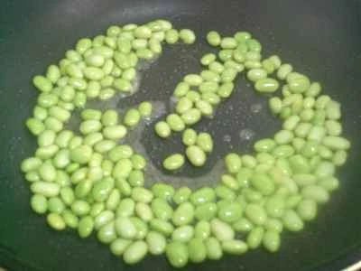 ピーマンとロブスター風味の枝豆炒めの作り方：7