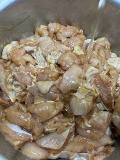 乾燥キノコ入りチキンのソテーの作り方：5