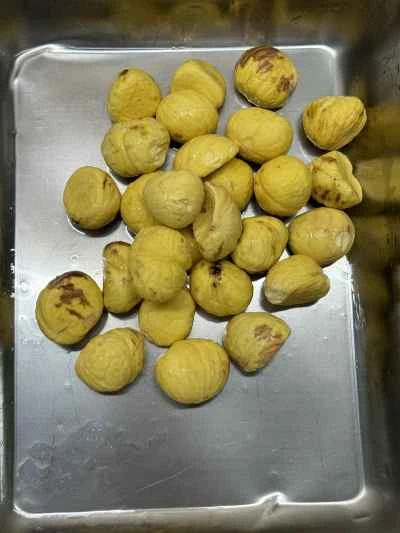 栗入り牛テールの煮込み レシピ手順: 3