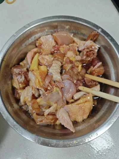鶏肉とキャベツの酢漬け炒めの作り方：1
