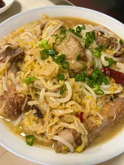 ザワークラウト添え豚スペアリブの煮込みレシピ