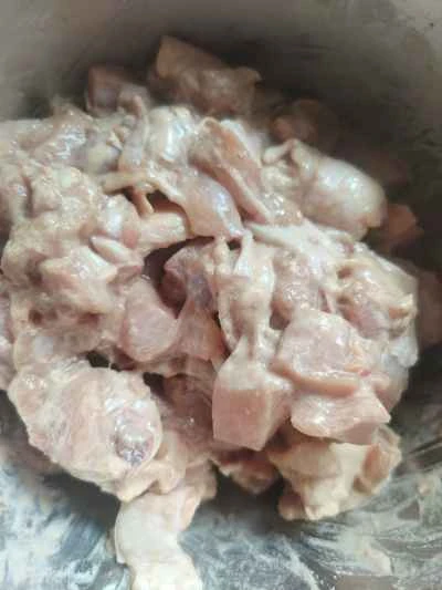 スパイシーな角切りチキンの作り方：5