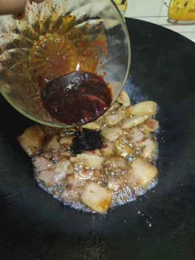 客家風ニンニク煮豚のレシピ手順：7