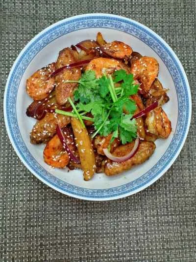 ドライポットチキンウィングとエビのレシピ