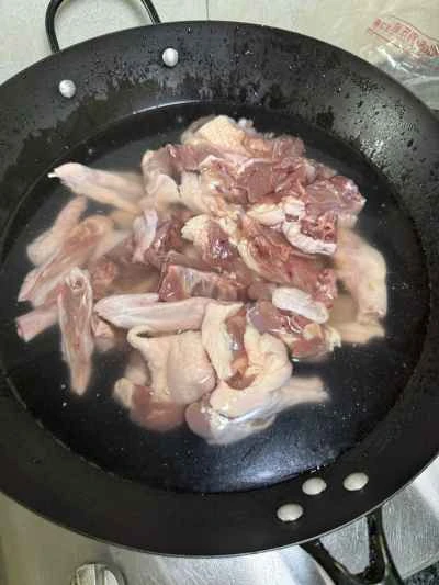 こんにゃく入り鴨肉の煮込みの作り方：1