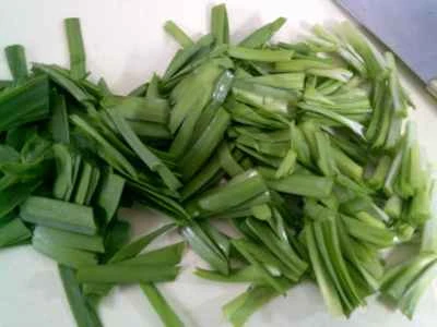 チャイブ入りスクランブルエッグの作り方：2