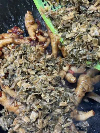 塩漬けカラシナを使った鶏足の煮込みの作り方：9