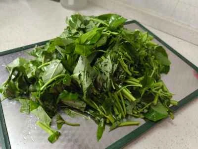 ニンニク入りクリーミーほうれん草の作り方:3