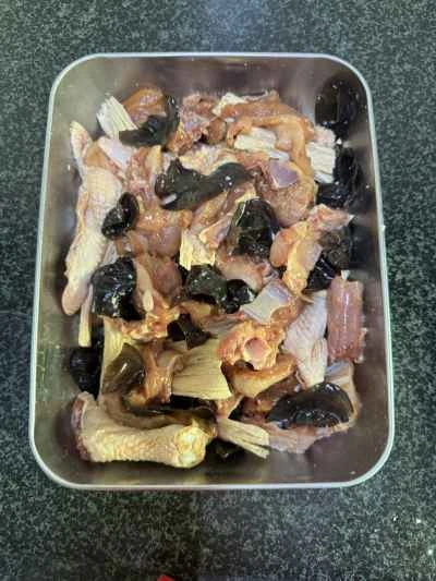 乾燥豆腐とキクラゲの蒸し鶏の作り方：7