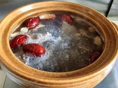 栄養たっぷりの鳩のスープを作る手順：7