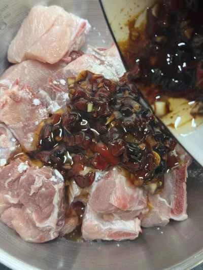 ジャガイモ入り蒸し豚スペアリブの作り方：8