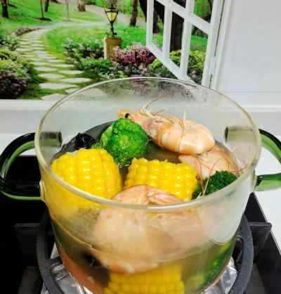 新鮮な料理の鍋レシピ