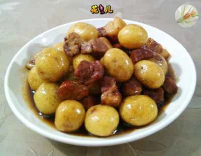 ベビーポテト入り豚肉の煮込みのレシピ