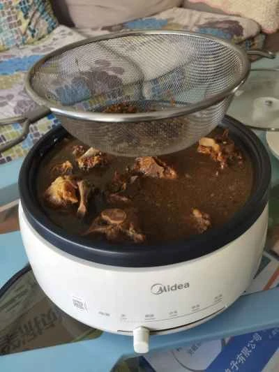 ラムの背骨の鍋の作り方：8