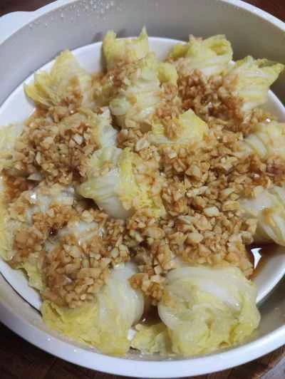 ニンニク入り蒸しベビーチンゲン菜ロールの作り方：8