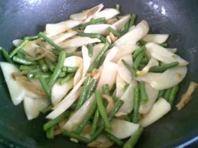 水たけのこのピクルスとリボン豆の炒め物の作り方：11
