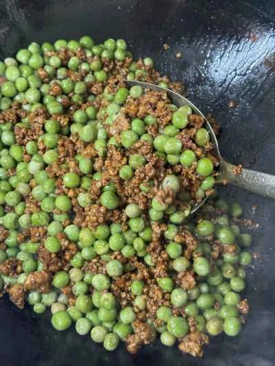 ひき肉入りエンドウ豆炒めの作り方：7